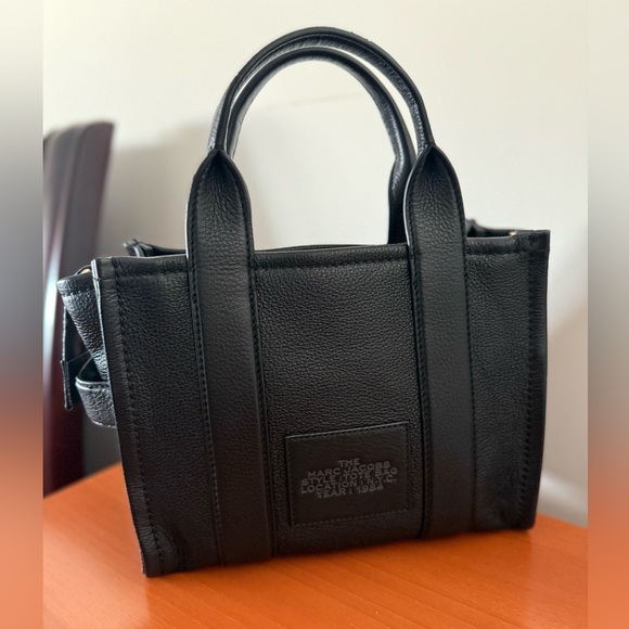 Marc Jacobs Black Leather Tote - Picture 4 of 11